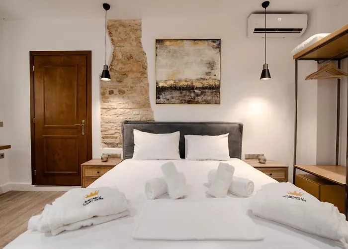 Curcumelli Luxury Suites - Πορτονι 1